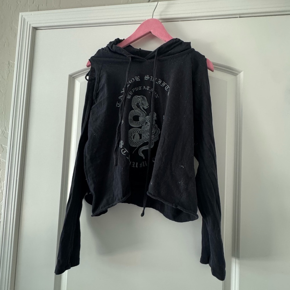 Taylor Swift- Reputation Tour Graphic Hoodie